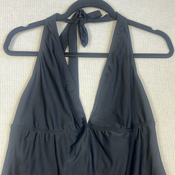 Boohoo Plus NWT Control Halterneck Swimsuit Black Size 16 - Picture 5 of 15